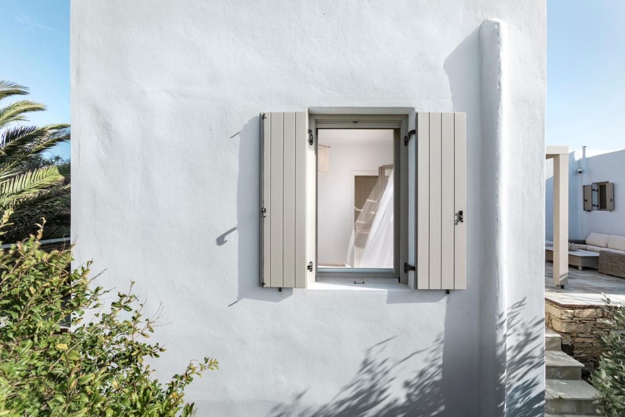 White Tinos Luxury Holiday home *