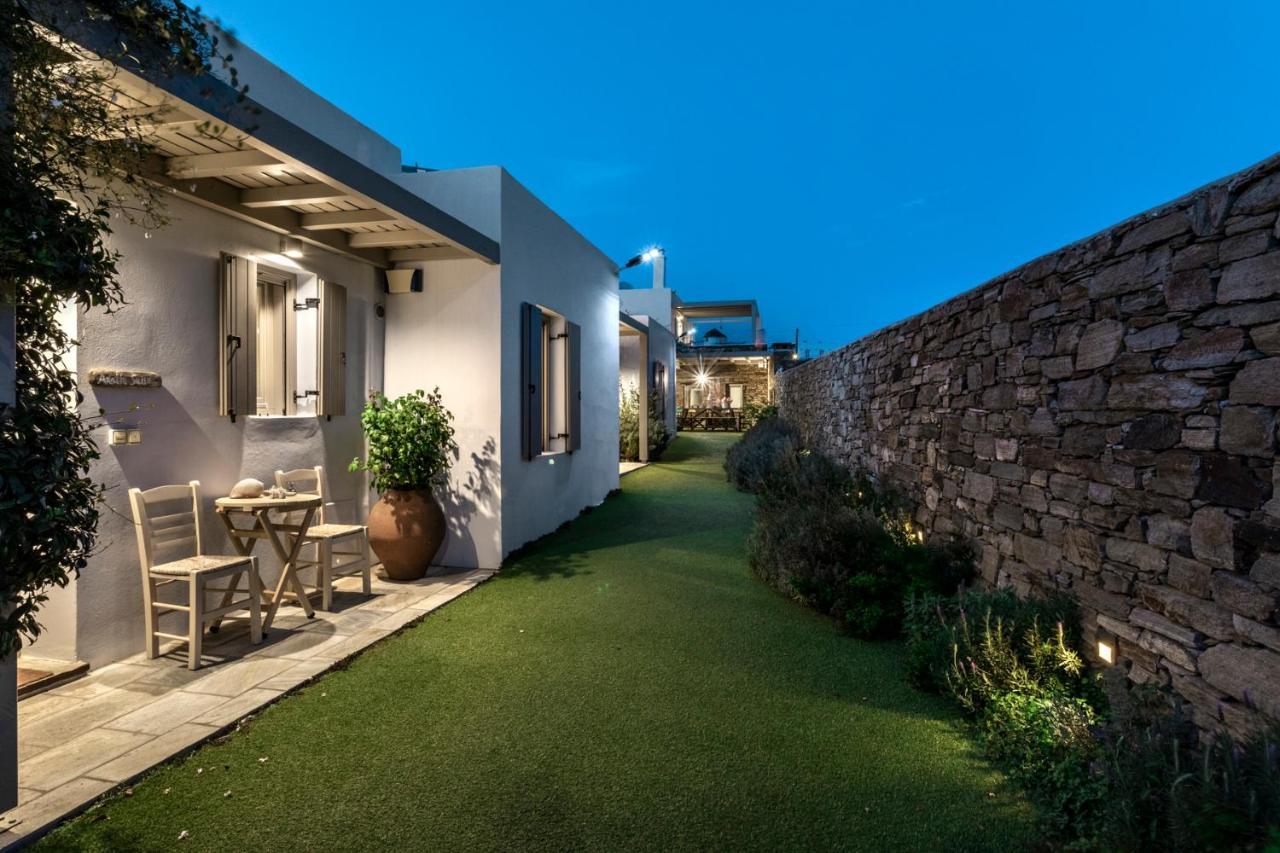 White Tinos Luxury *