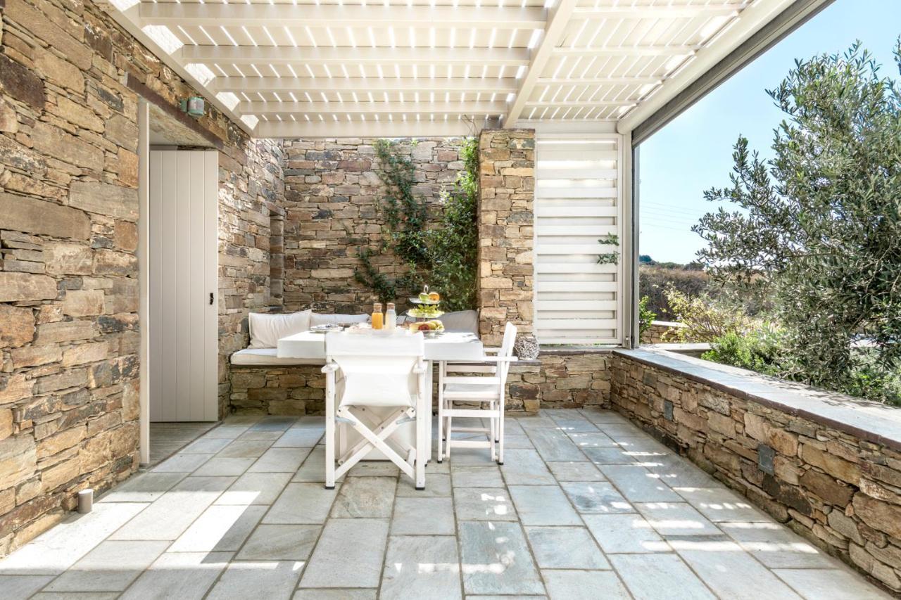 White Tinos Luxury Holiday home *
