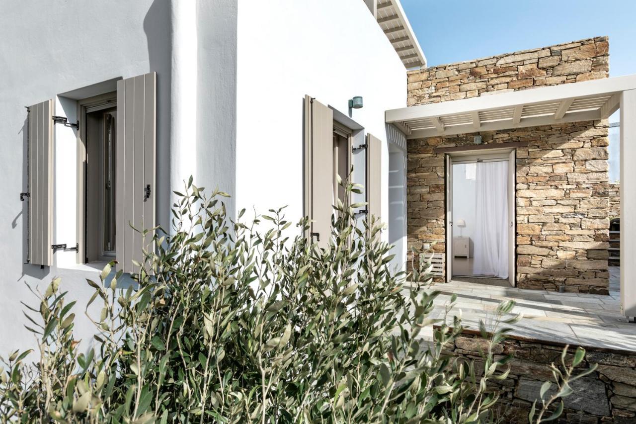 White Tinos Luxury *